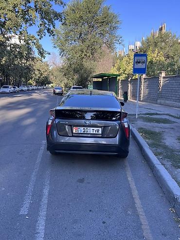 спитер: Toyota Prius: 2016 г., Гибрид, Хэтчбэк — 4