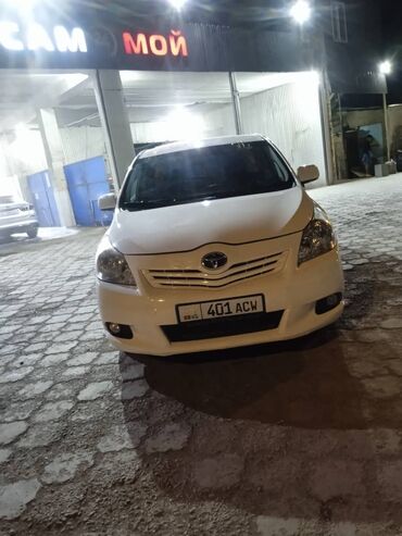 тойота matrix: Toyota Verso: 2011 г., 1.8 л, Вариатор, Бензин, Хэтчбэк