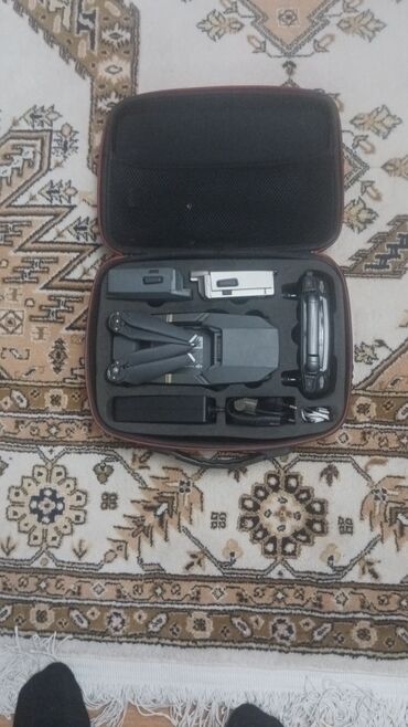 продам дрон с камерой: DJI Mavic Pro — складной квадрокоптер с камерой 4K и пультом