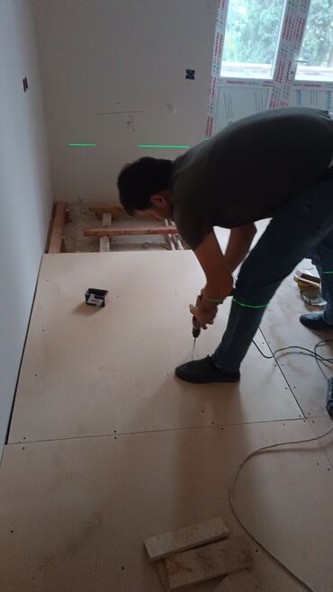 Döşəmə işləri: Laminat ustasi Her nov laminatlarin vurulmasi 90 derece,duz,sahmat — 8