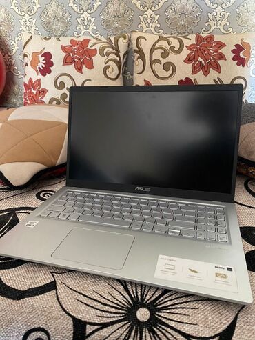 taksi na issyk kul: Ноутбук, Asus, 8 ГБ ОЗУ, Intel Core i3, 15.6 ", Б/у, Для несложных задач, память HDD + SSD