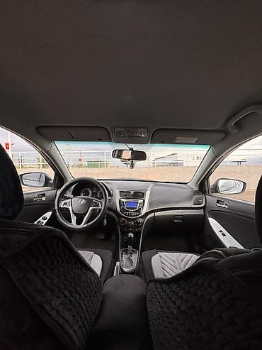 bmw g80: Hyundai Solaris: 2012 г., 1.6 л, Автомат, Бензин, Седан — 5