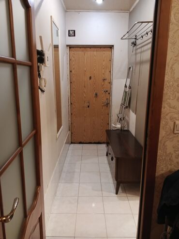 Köhnə tikili: Bakı, 2-ci mikrorayon, 2 otaqlı, Köhnə tikili, m. Memar Əcəmi, 43 kv. m — 5