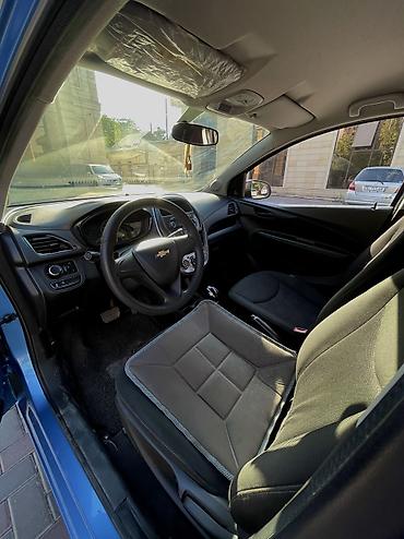 Chevrolet: Chevrolet Spark: 2016 г., 1 л, Хэтчбэк — 6