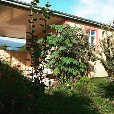 Günlük kirayə evlər: 100 kv. m, 2 otaqlı -da lalafo.az — 10 Günlük kirayə evlər: 100 kv. m, 2 otaqlı — 10