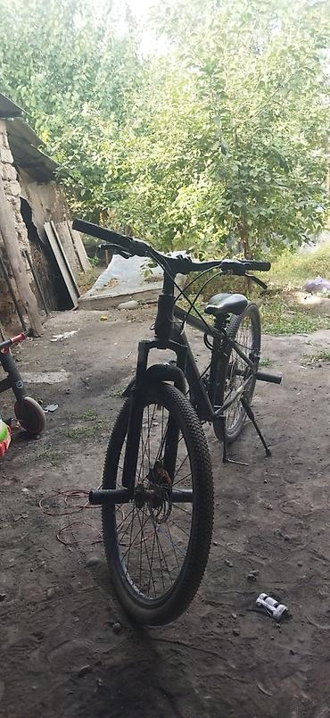 Городской/горный велосипед на 26" колесах - Рама: алюминиевая, размер