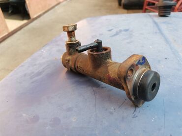 Auto delovi: Gornji cilindar kvacila Lada 7, Lada 2121,21213,21214 Niva br.3 — 9