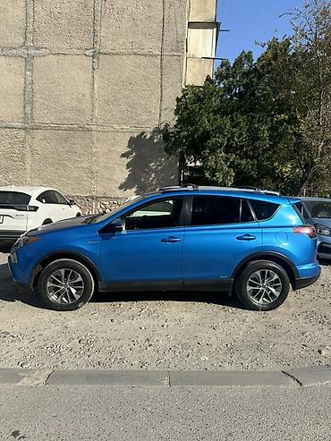 range over: Toyota RAV4: 2017 г., Автомат, Гибрид, Кроссовер — 3