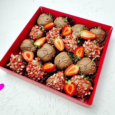 Кондитерские изделия, сладости: 8 Марта уже скоро 🌸 Бенто-торты и клубника в шоколаде принимаю по — 11