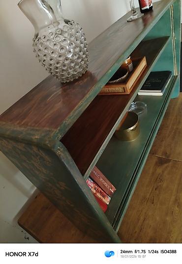 Police: Restaurirana zidna polica od punog drveta – ručno rađena — 7