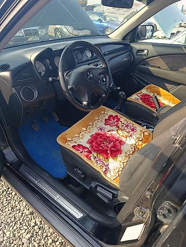 Mitsubishi: Mitsubishi Outlander: 2003 г., 2 л, Механика, Бензин, Кроссовер — 17