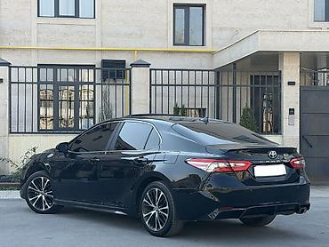 toyota matrix: Toyota Camry: 2018 г., 2.5 л, Бензин — 6