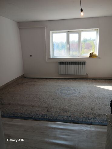 продаю дом рабочий гарадок: Дом, 100 м², 4 комнаты, Собственник, Старый ремонт