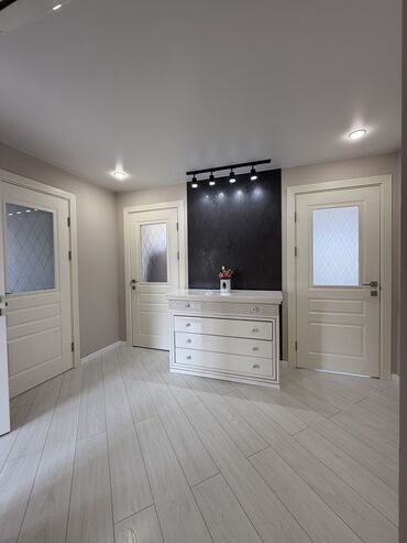 Долгосрочная аренда домов: 182 м², 6 комнат, Бронированные двери, Кондиционер, Парковка — 18