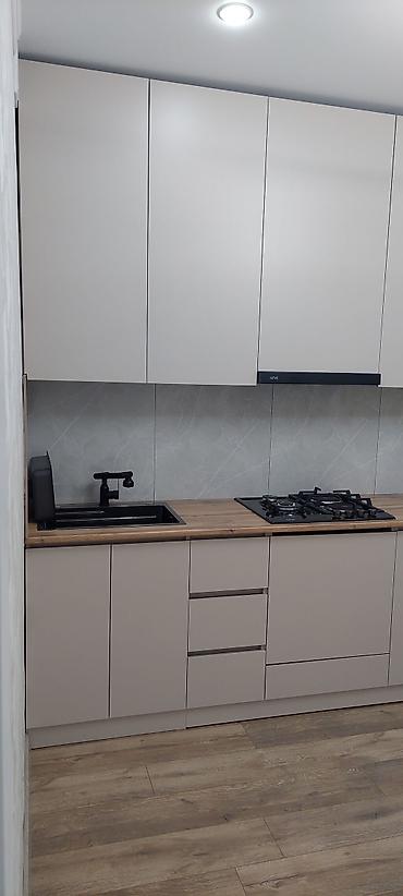 Угловые диваны: Угловой диван, C подушками, Трехместный — 21