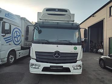 240: Обмен на легковой+ доплата. Рефрижераторный грузовик Mercedes‑Benz — 4