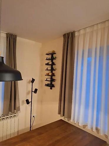 Ostala kuhinjska oprema: IZRADA POLICA ZA VINSKE FLAŠE XR654 | — 10