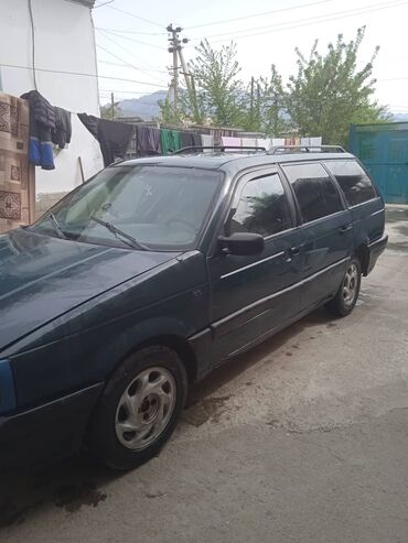 авто машина сатып алам: Volkswagen Passat: 1993 г., 1.8 л, Механика, Бензин, Универсал