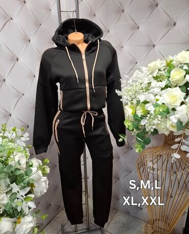 Kompleti: ❤️❤️ SAVRŠENO TOPLI kompleti trenerke 3000❤️❤️ na lalafo.rs — 8 Kompleti: ❤️❤️ SAVRŠENO TOPLI kompleti trenerke 3000❤️❤️ — 8