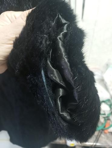 Шубы: Шуба черная,.мех кроликс капишоном — 11