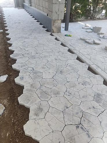 Тротуарная плитка: Предлагается Брусчатка различных форм и размеров для мощения дорожек — 25