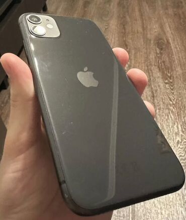Apple iPhone: IPhone 11, Б/у, 128 ГБ, Кабель, Коробка, Зарядное устройство, 77 %