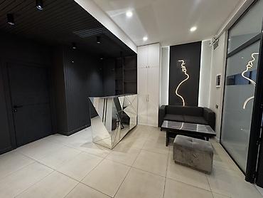офис квартира: Сдаю Офис целиком: 100 м², В бизнес центре, С ремонтом, С высокими потолками — 10