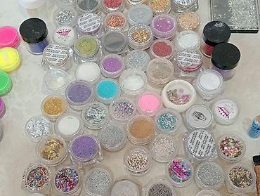 sade dırnaq bezekleri: 100 dən çox müxtəlif növ vtirkalar,zərlər,qaşlar,neon — 2