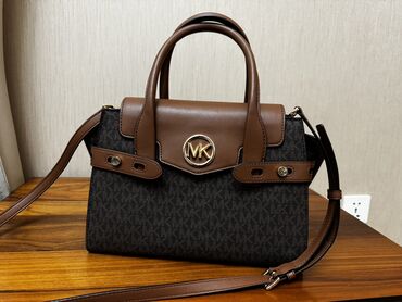 Çantalar: Çiyin çantası, Michael Kors, Yeni