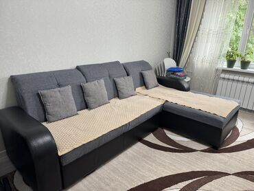 продаю диван: Угловой диван, цвет - Серый, Б/у