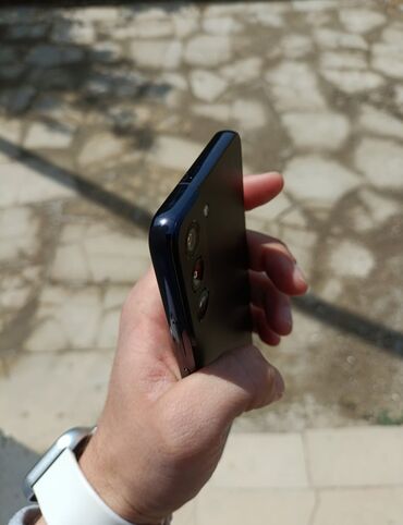 ikinci el s22: Samsung Galaxy S22, 128 GB, rəng - Qara, Barmaq izi, Simsiz şarj, İki sim kartlı