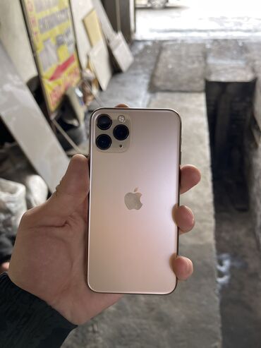 Apple iPhone: IPhone 11 Pro, 256 ГБ, Золотой, Чехол, 86 %