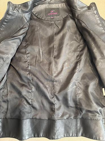 кожаные бу: Кожаная куртка, Классическая модель, 2XL — 3