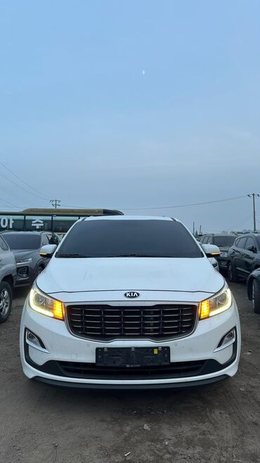 Kia: Kia Carnival: 2020 г. — 9