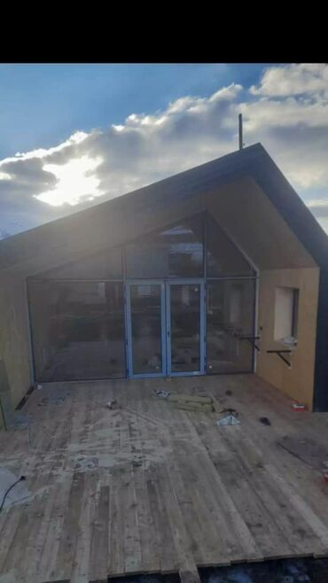 Алюминиевые окна на заказ: Алюминиевое окно на заказ, Тип окна: Витражные, Мансардные, Декоративные особенности: Фрамуга, Бесплатная установка, Без рассрочки — 3