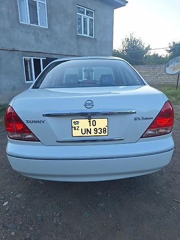 hyundai i30 oluxanası: Nissan Sunny: 1.6 l | 2007 il Sedan — 7