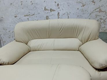 Ремонт, реставрация мебели: ✨ Привет! Я предлагаю услуги по перетяжке мебели, чтобы вернуть ей — 4