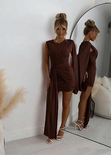 Haljine: ✅✅Asimetrična mini haljina s dramatičnim drapiranim šalom ✅2600 din ✅S — 7