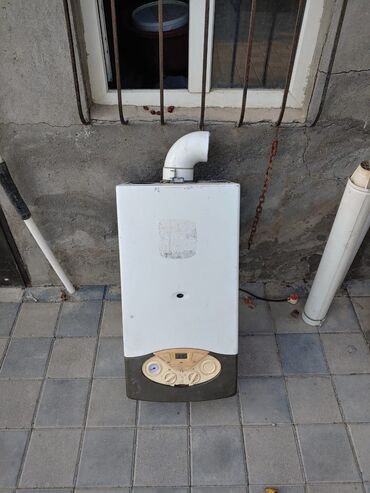 isiq generator satilir: İşlənmiş Kombi Ariston 24 kVt, Pulsuz çatdırılma