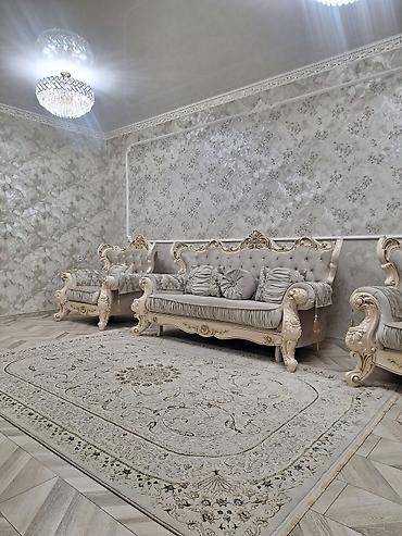 Продажа коттеджей и домов: Продаём добротный двухуровневый дом в селе Ленинское. По второй линии — 17