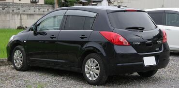 f30 bufer: Arxa, Nissan TiIDA, 2006 il, Yaponiya, Ünvandan götürmə, Ödənişli çatdırılma