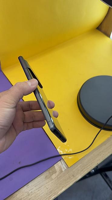 Google: Google Pixel 7, Б/у, 256 ГБ, 1 SIM, eSIM — 12