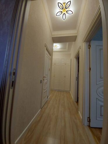 Uzunmüddətli kirayə mənzillər: Sumqayıt şəhərindəBulvarda Kristal 2də 10mərtəbəli binanın 6cı — 6