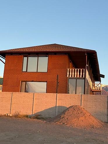 готовый каркасный дом: 6 комнат и более, 230 м², 5 соток, Балыкчи, Собственник — 2