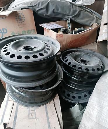 Железные Диски R 15 Mercedes-Benz, Комплект, отверстий - 5, Б/у at lalafo.kg Железные Диски R 15 Mercedes-Benz, Комплект, отверстий - 5, Б/у