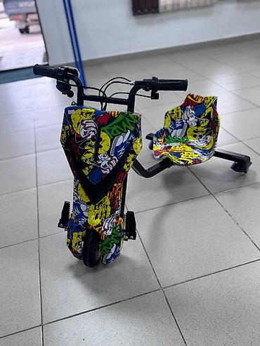 Толокары: Дрифт кар электрический трицикл, электроскутер трехколесный для детей — 1