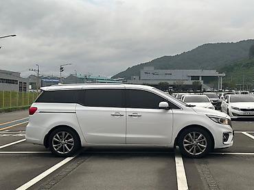 Kia: Kia Carnival: 2020 г., 2.2 л, Автомат, Дизель, Минивэн — 2