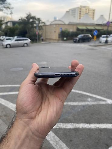 apple ipad 2: IPhone 11, 64 GB, Qara, Face ID — 5