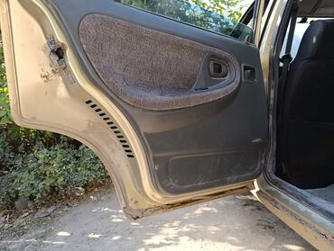 Daewoo: Daewoo Nexia: 2006 г., 1.6 л, Механика, Бензин, Седан — 9