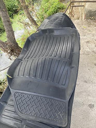 kia motors sumqayit: Avtomobil üçün ayaqaltı — 4